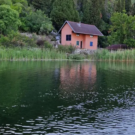 A House In The Wilderness Slivno Ravno